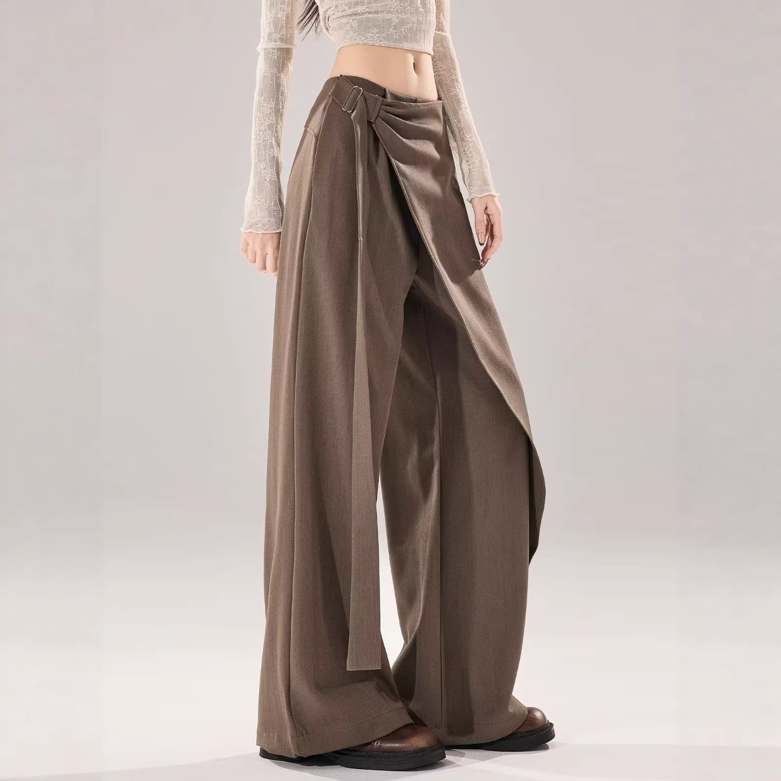 Pantalones de caña ancha de cintura alta e irregular